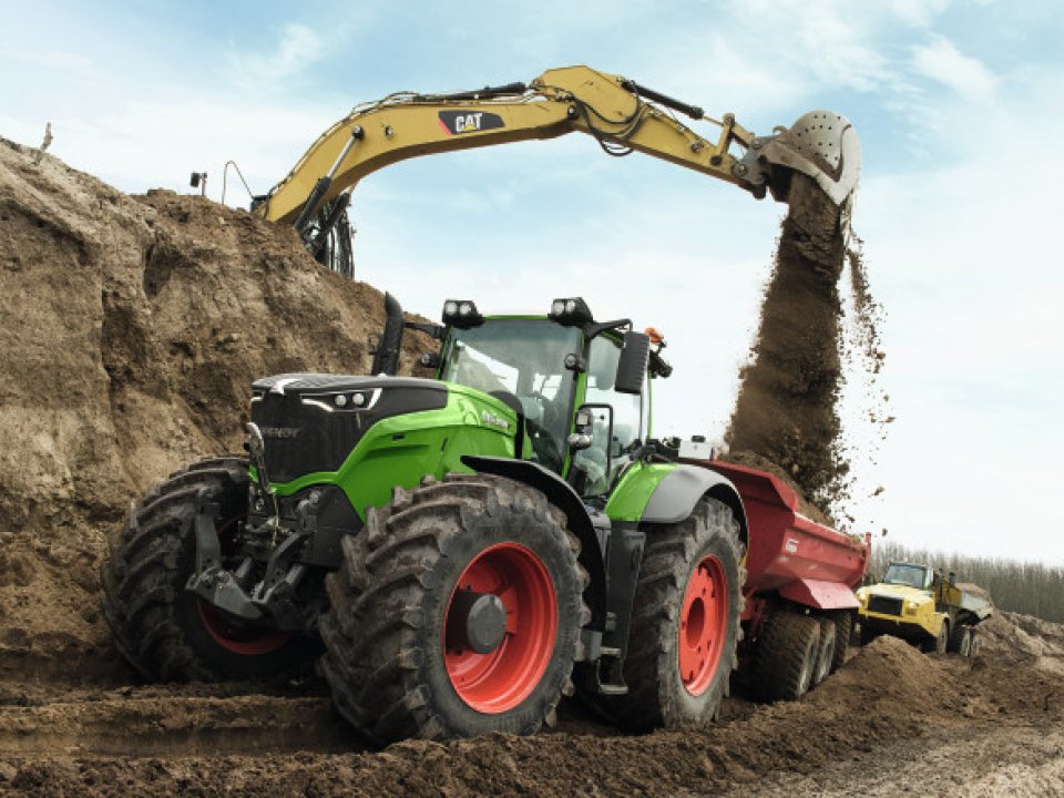 fendt_1000_3.jpg