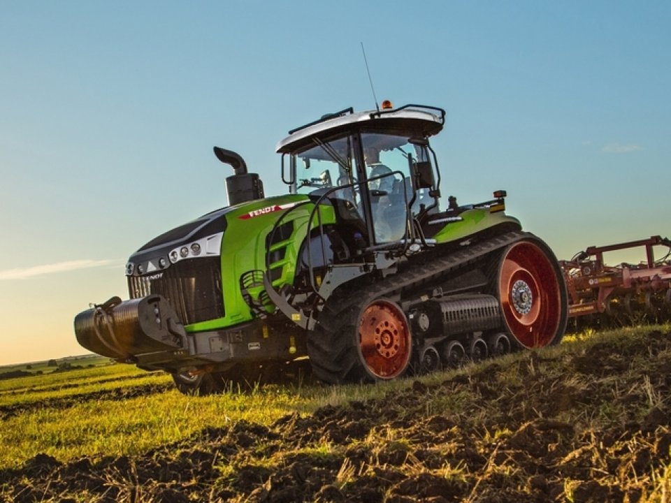 fendt_1100_mt_2.jpg