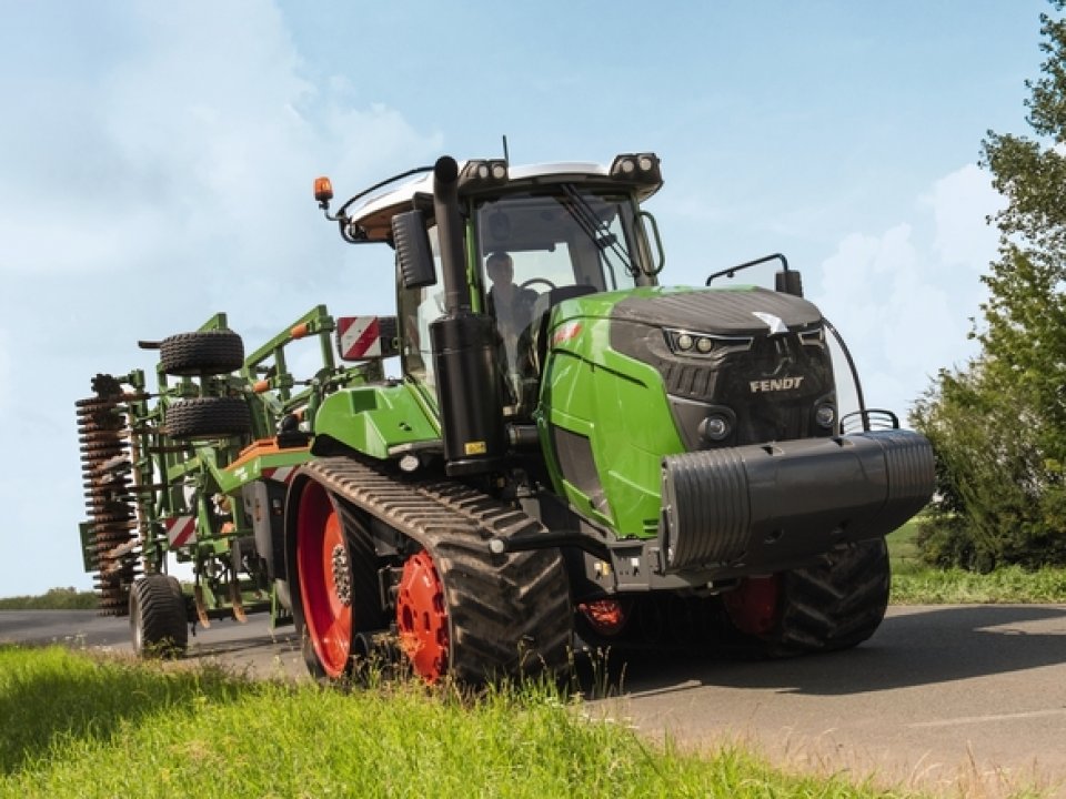 fendt_900_mt3.jpg